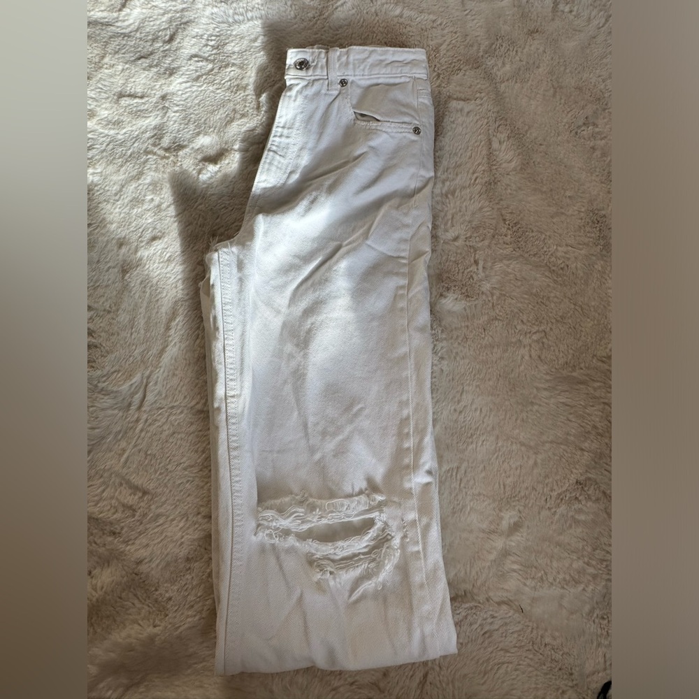 Zara Wide Leg Ripped Jeans